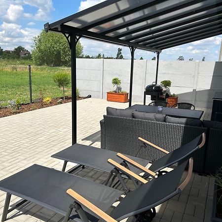Apartman Zuzana Nesvady Exterior photo